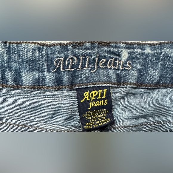AP II sz 9/10 jeans - Picture 3 of 5